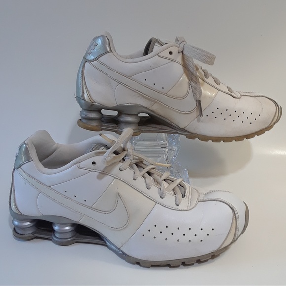 womens leather nike shox
